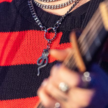 16 Bands gegen Gewalt an Frauen 2025