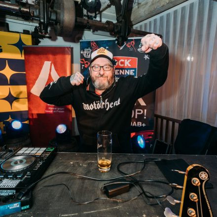 16 Bands gegen Gewalt an Frauen 2025