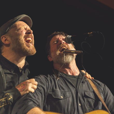 Chuck Ragan und Matze Rossi