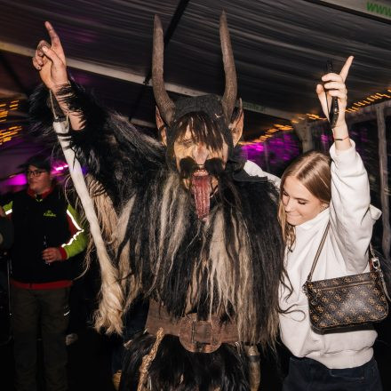PERCHTENLAUF & KRAMPUSDISCO