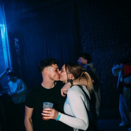 303 - THE MISSING NUMBER