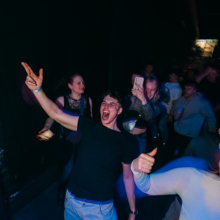 303 - THE MISSING NUMBER