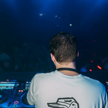 303 - THE MISSING NUMBER