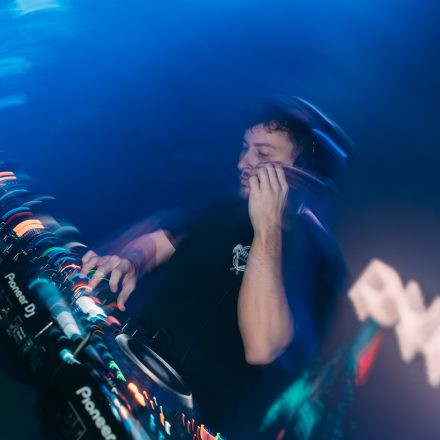 303 - THE MISSING NUMBER