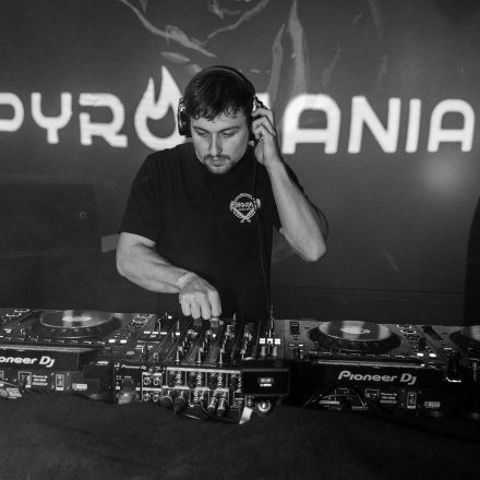 303 - THE MISSING NUMBER