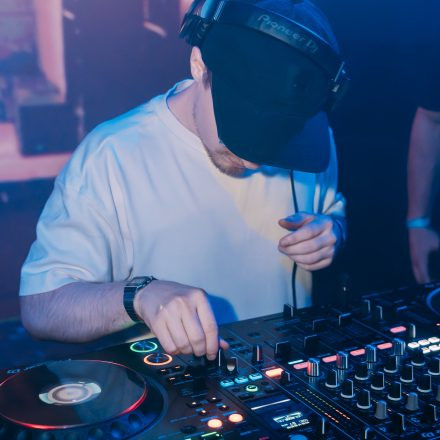 303 - THE MISSING NUMBER