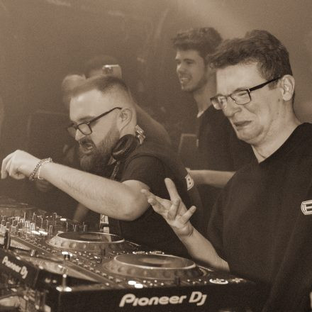 303 - THE MISSING NUMBER