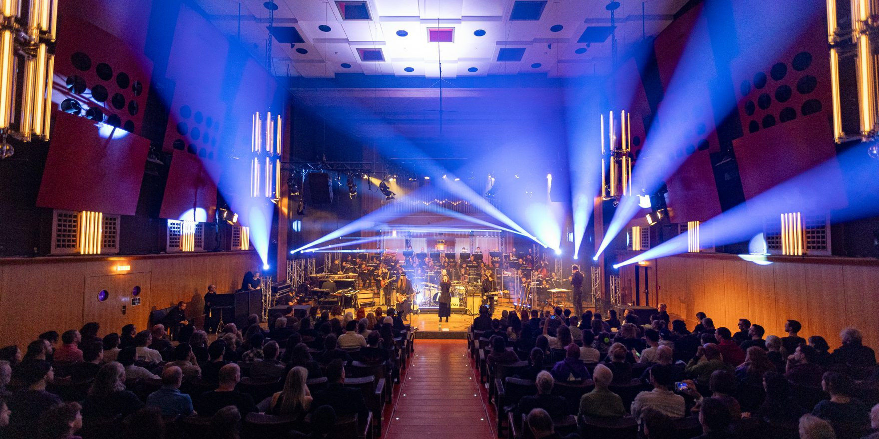 FM4 Radio Session mit Archive und dem ORF Radio-Symphonieorchester Wien
