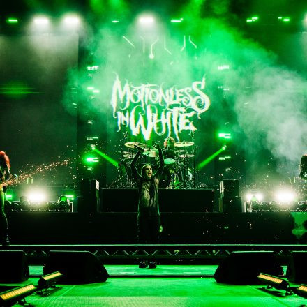 Motionless In White