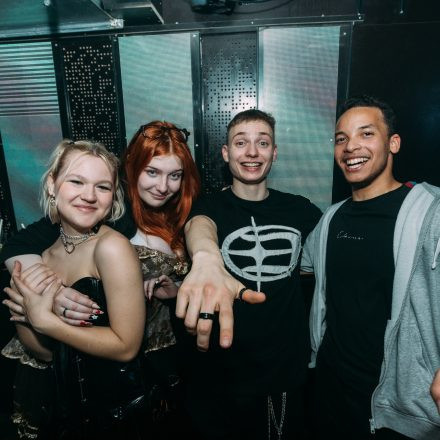 Wannabe 90ies & 2000s Club!