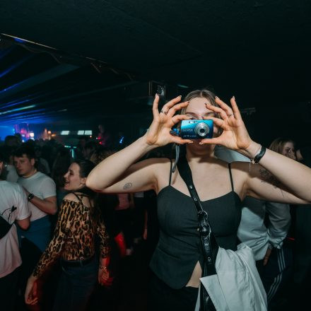 Wannabe 90ies & 2000s Club!