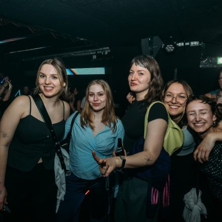 Wannabe 90ies & 2000s Club!