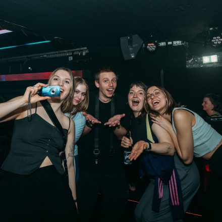 Wannabe 90ies & 2000s Club!