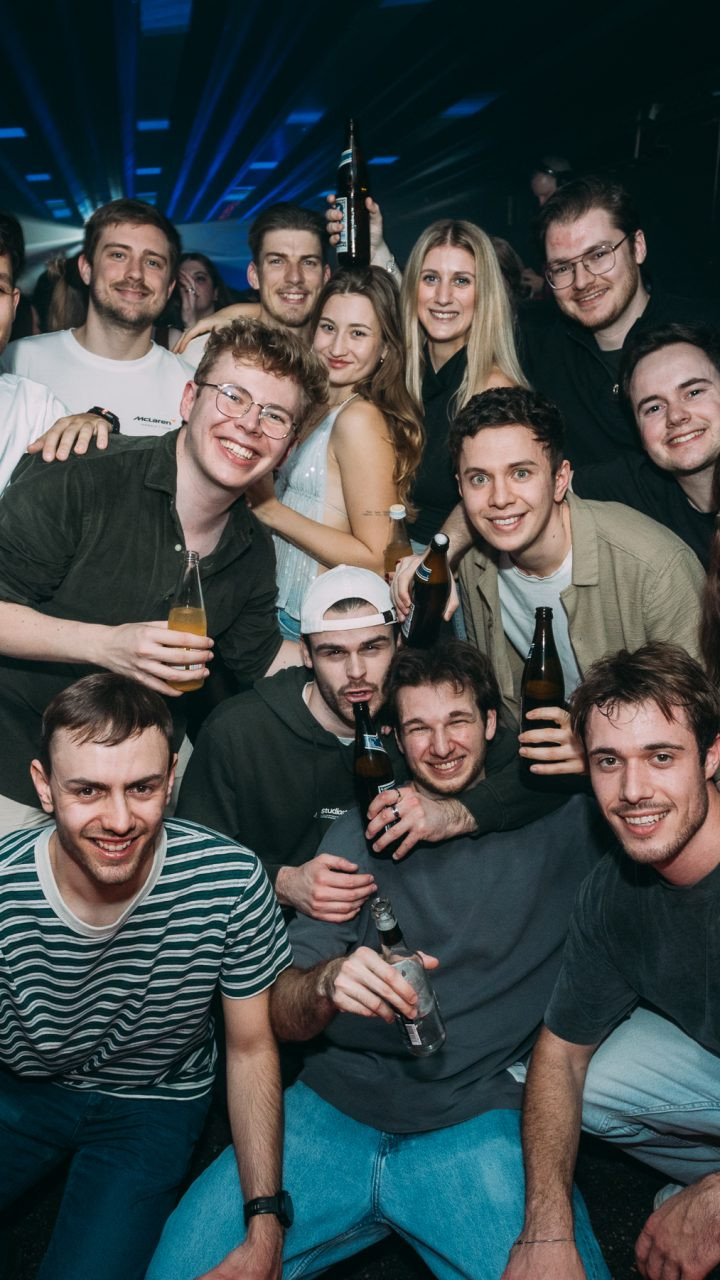 Wannabe 90ies & 2000s Club!