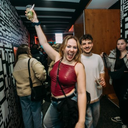 Wannabe 90ies & 2000s Club!