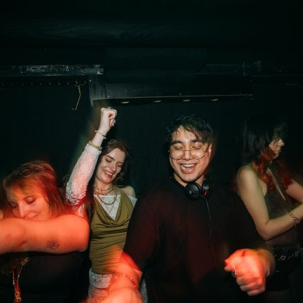 Wannabe 90ies & 2000s Club!