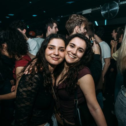 Wannabe 90ies & 2000s Club!