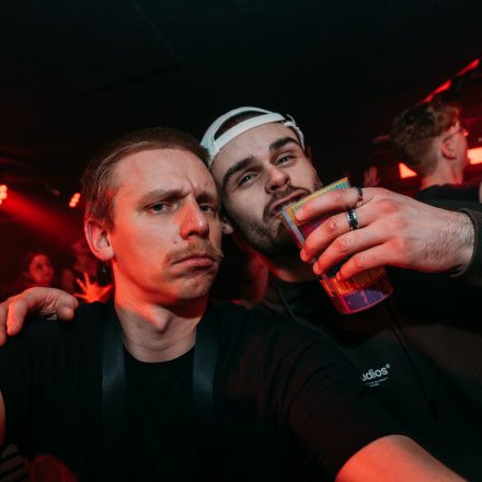 Wannabe 90ies & 2000s Club!