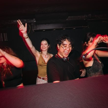 Wannabe 90ies & 2000s Club!