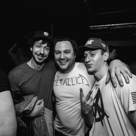 2000s & 90ies Club: Black or White!