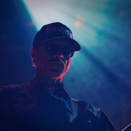 Into The Dark: Chapter 2