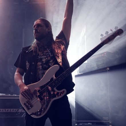 Into The Dark: Chapter 2