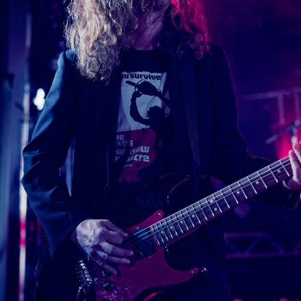 Into The Dark: Chapter 2