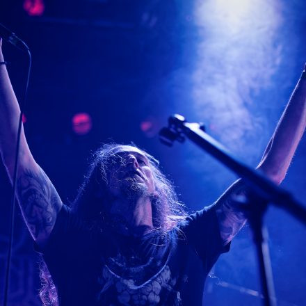 Into The Dark: Chapter 2