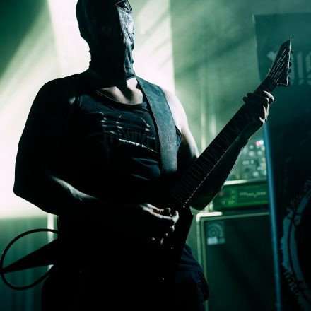 Into The Dark: Chapter 2