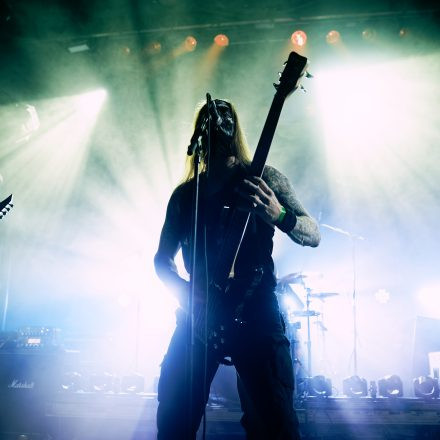 Into The Dark: Chapter 2