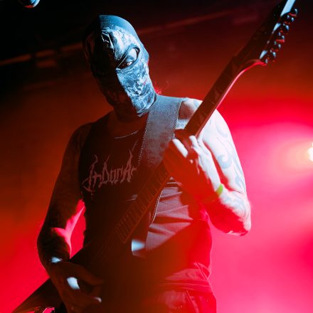 Into The Dark: Chapter 2