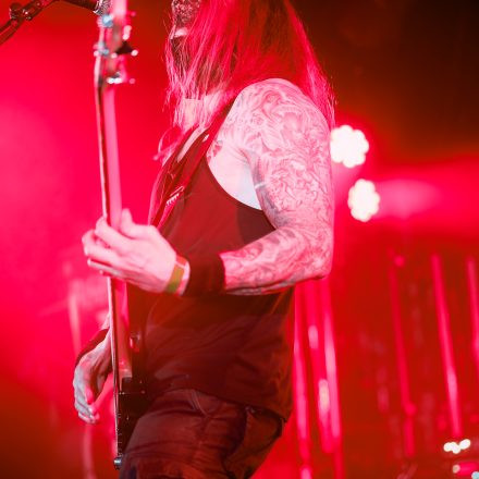 Into The Dark: Chapter 2