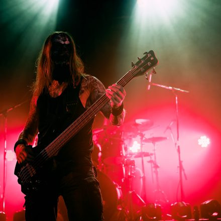 Into The Dark: Chapter 2