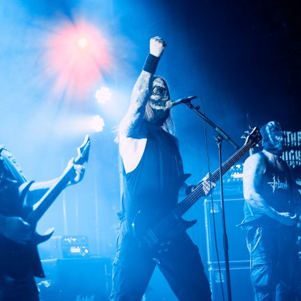 Into The Dark: Chapter 2