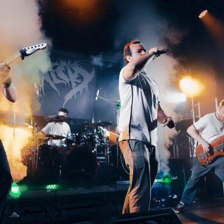 Into The Dark: Chapter 2