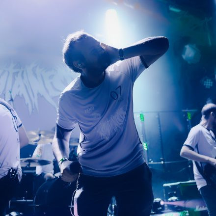 Into The Dark: Chapter 2