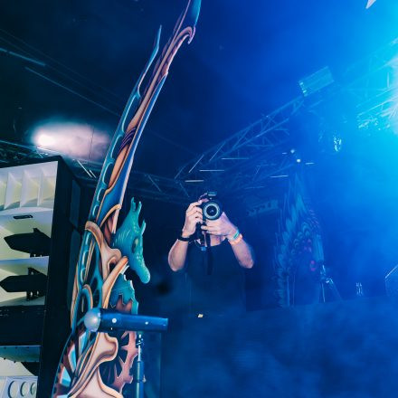 NEELIX and Friends Showcase