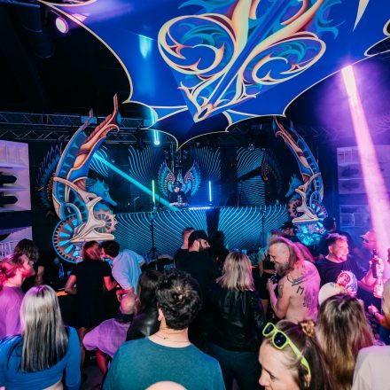 NEELIX and Friends Showcase