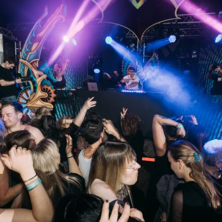 NEELIX and Friends Showcase