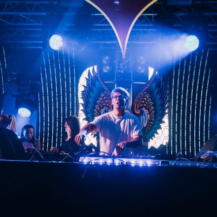 NEELIX and Friends Showcase