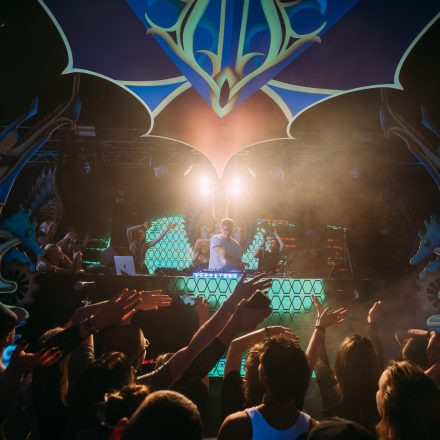 NEELIX and Friends Showcase