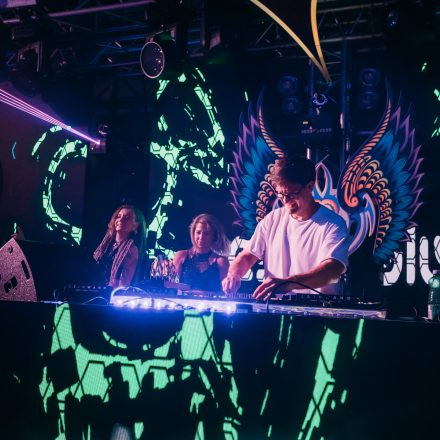 NEELIX and Friends Showcase