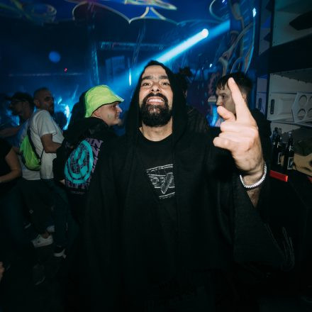 NEELIX and Friends Showcase