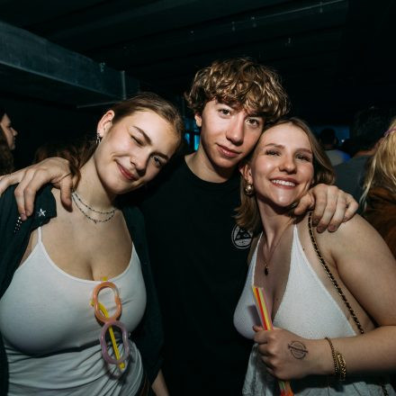 2000s & 2010s Club: Glowstick Special