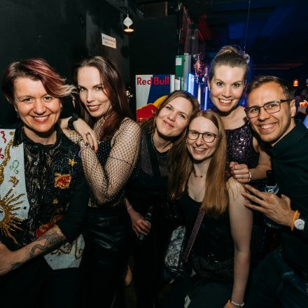 2000s & 2010s Club: Glowstick Special