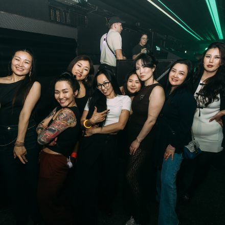 2000s & 2010s Club: Glowstick Special