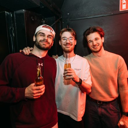 2000s & 2010s Club: Glowstick Special