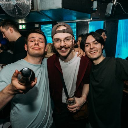 2000s & 2010s Club: Glowstick Special