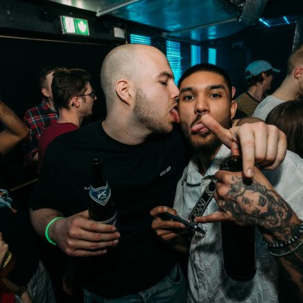 2000s & 2010s Club: Glowstick Special