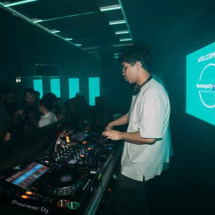 2000s & 2010s Club: Glowstick Special